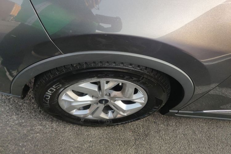 SWM斯威汽车 SWM斯威G05 2020 汽车图片 #9