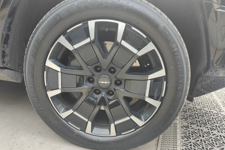 FangChengBao Leopard 8 2025 car image #9