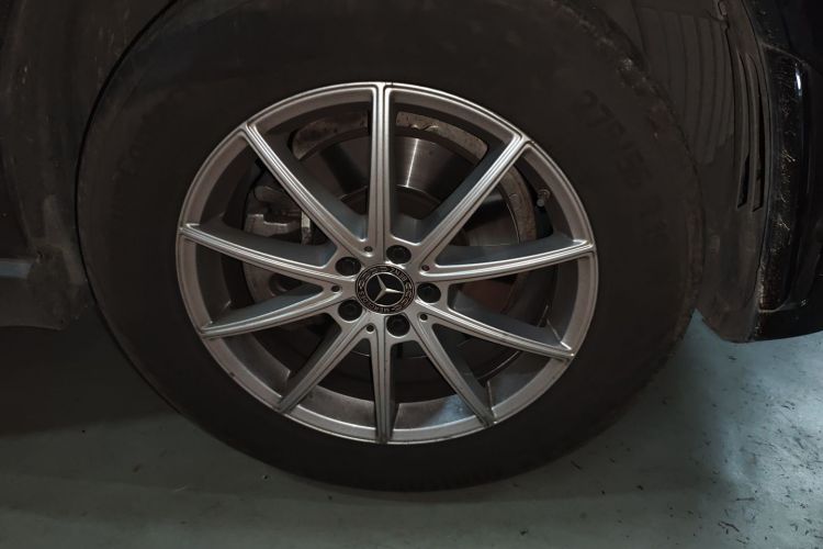 Mercedes-Benz GLE Class 2021 car image #9