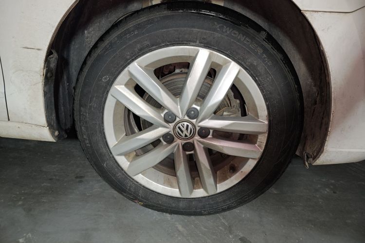 Jetta Jetta 2019 #9 Jetta Jetta 2019 car image #9