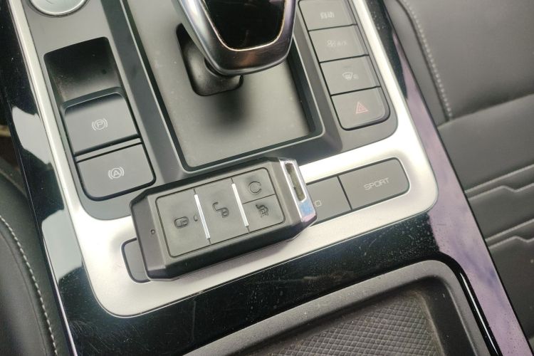 BYD Qin New Energy 2021 #9 BYD Qin New Energy 2021 car image #9