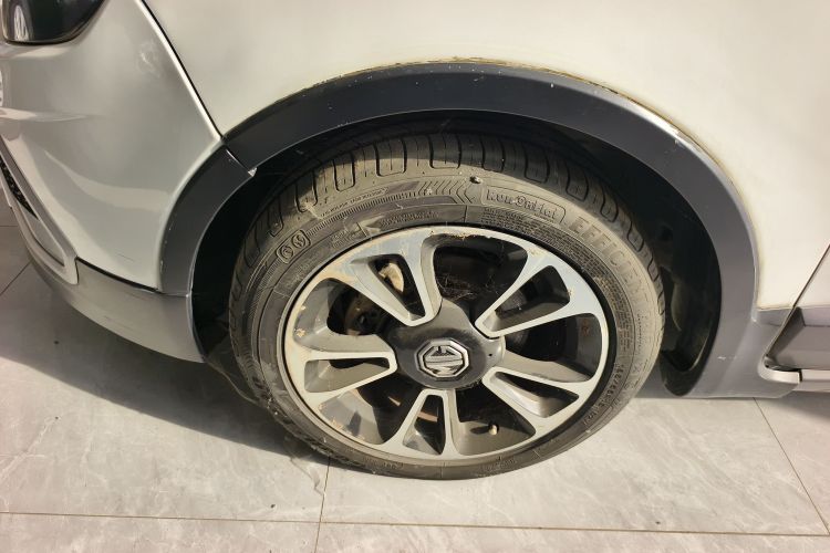 MG 3 2017 car image #9