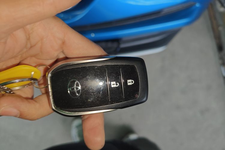 RAV4 2016 immagine di auto #9