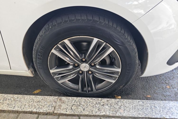 Peugeot 308 2019 #9 Peugeot 308 2019 car image #9