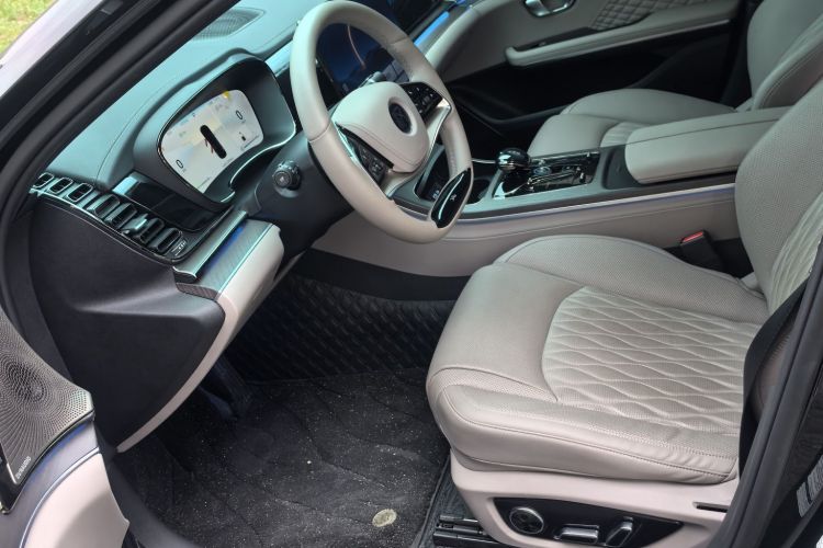 BYD Han 2024 #9 BYD Han 2024 car image #9