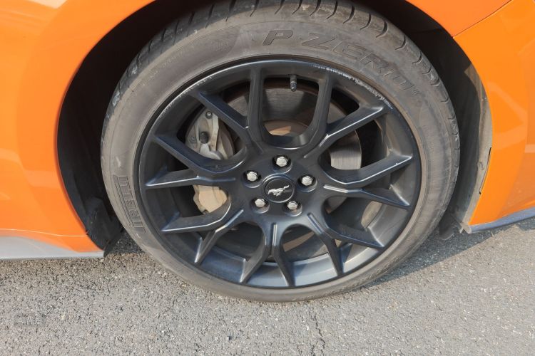 Ford Mustang 2019 immagine di auto #9