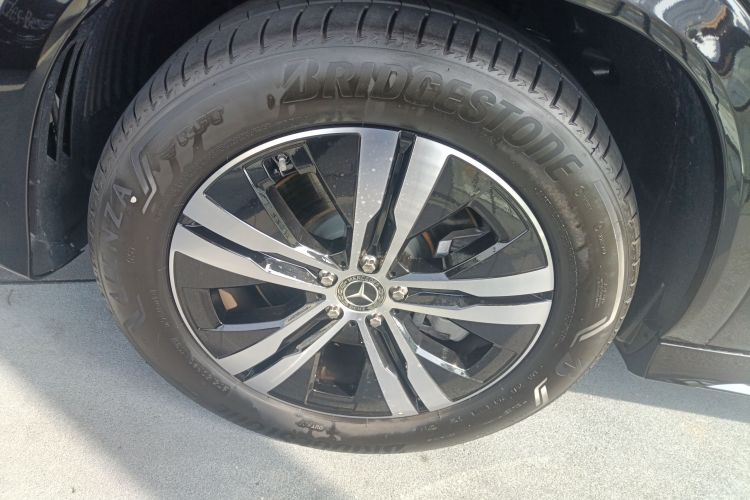 Mercedes-Benz GLE Class New Energy 2023 car image #9