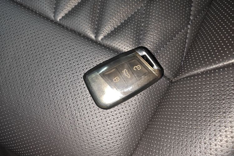 Volkswagen Passat New Energy 2020 #9 Volkswagen Passat New Energy 2020 car image #9