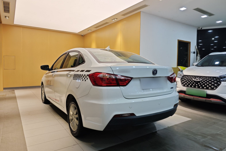 Changan Alsvin V7 2017 car image #9