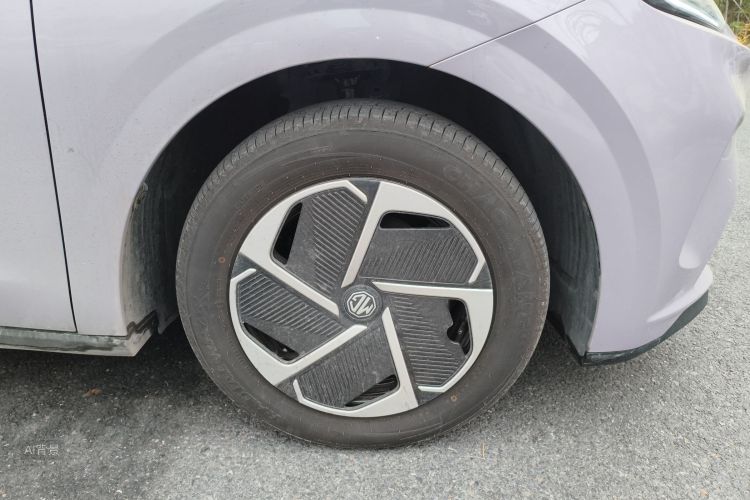 MG 4 EV 2025 immagine di auto #9