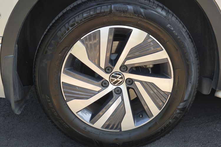 Volkswagen Tiguan L New Energy 2021 imagen de coche #9