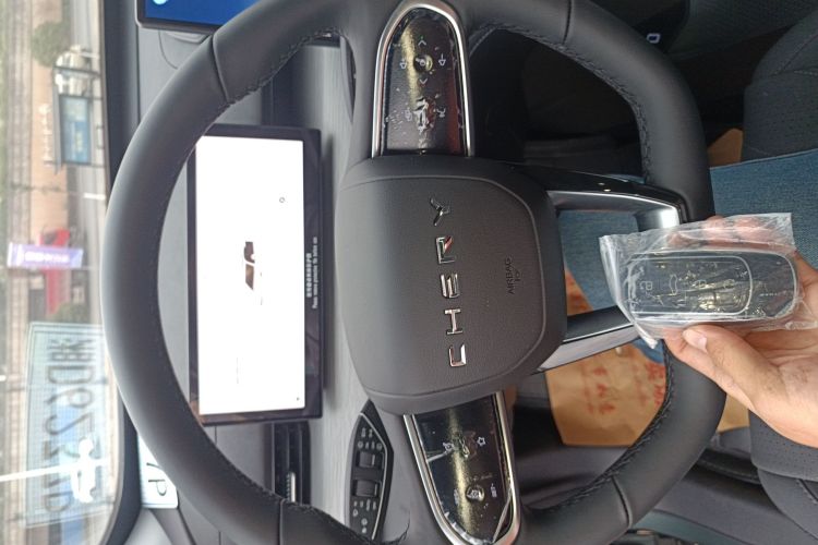 Chery Tiggo8 PLUS C-DM 2025 #9 Chery Tiggo8 PLUS C-DM 2025 immagine di auto #9