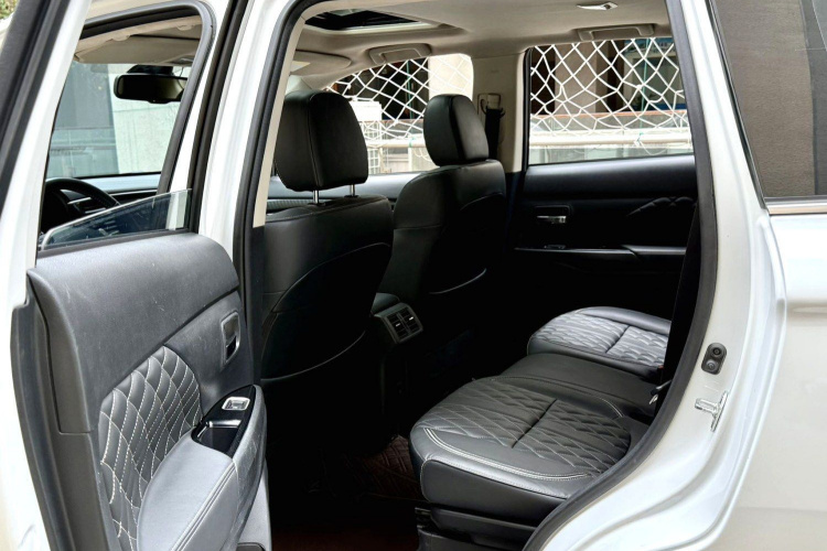 劳斯莱斯 欧蓝德 2022 #9 劳斯莱斯 欧蓝德 2022 汽车图片 #9