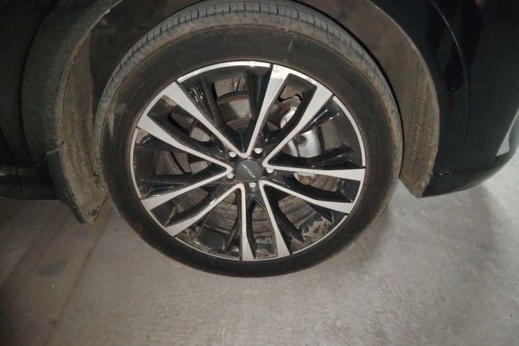 X70 PLUS 2022 car image #9