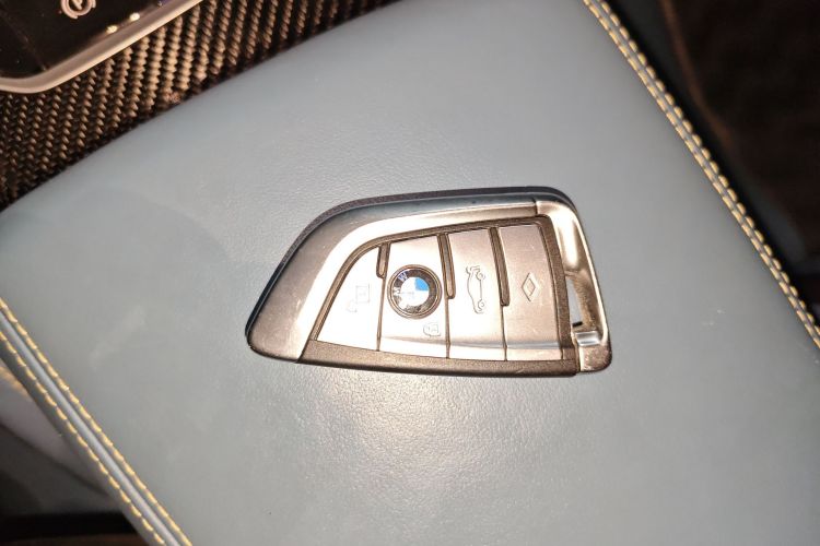 BMW M4 2022 #9 BMW M4 2022 car image #9