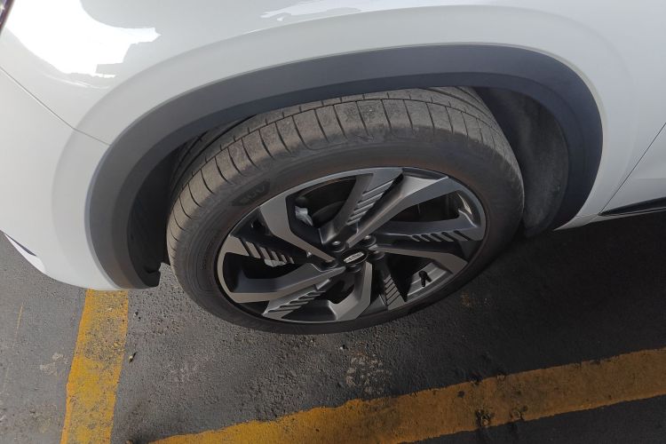 GEELY Monjaro 2024 #9 GEELY Monjaro 2024 car image #9