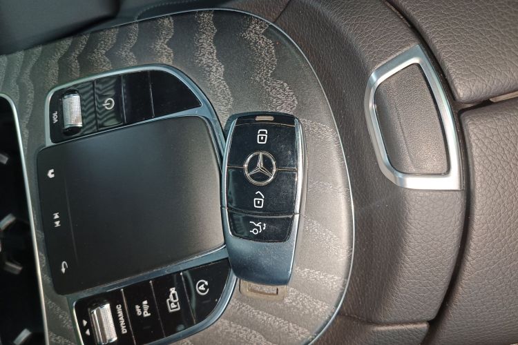 Mercedes-Benz CLS Class 2023 car image #9