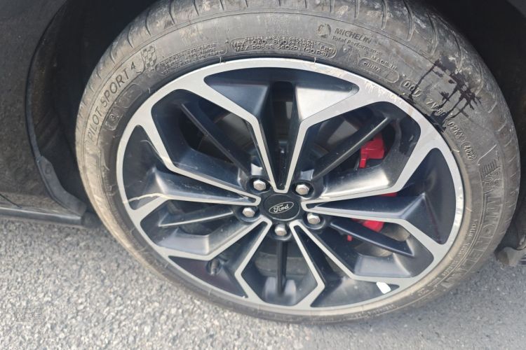 福特 福克斯 2019 汽车图片 #9