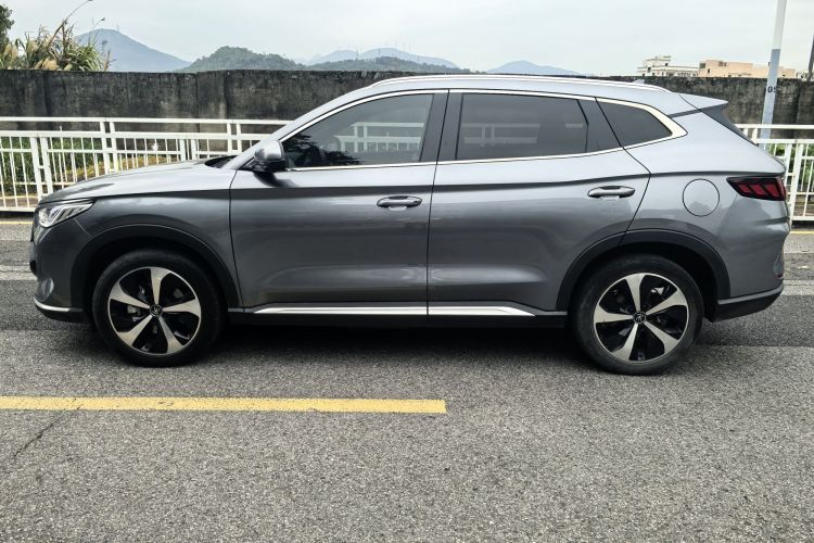 BYD Song Plus New Energy 2021 car image #9