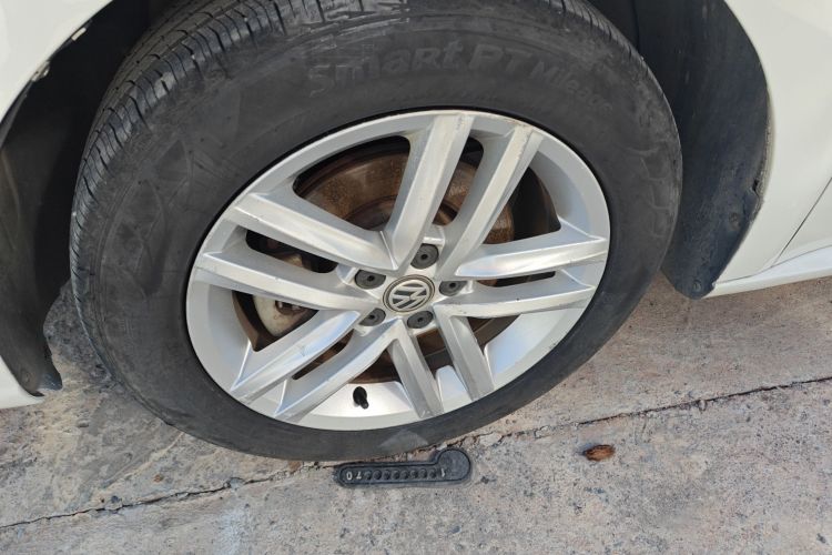 Volkswagen Gran Lavida 2016 immagine di auto #9