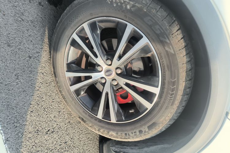 SWM X7 2021 #9 SWM X7 2021 صورة سيارة #9