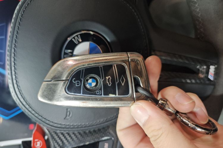 BMW M3 2023 imagem de carro #9