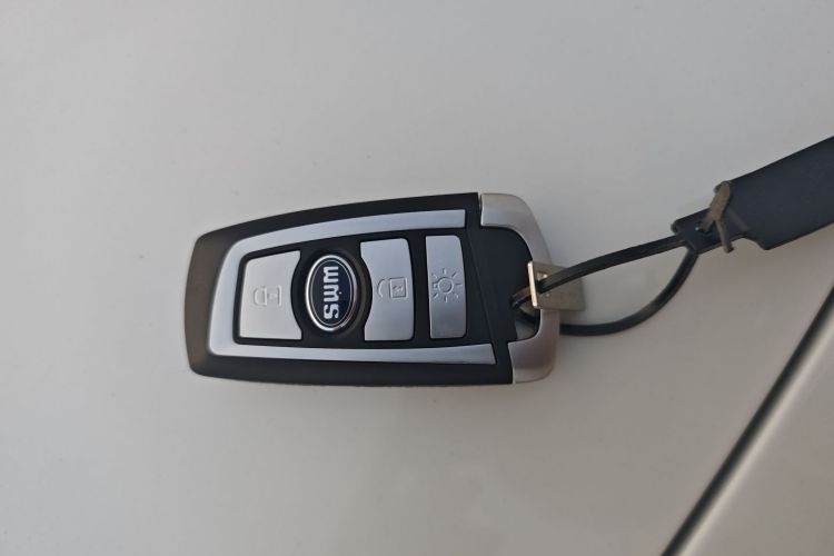 SWM G01FF 2024 #9 SWM G01FF 2024 car image #9