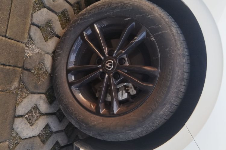 Changan Lamore 2023 #9 Changan Lamore 2023 car image #9