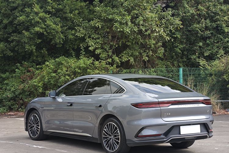 BYD Han 2023 #9 BYD Han 2023 car image #9