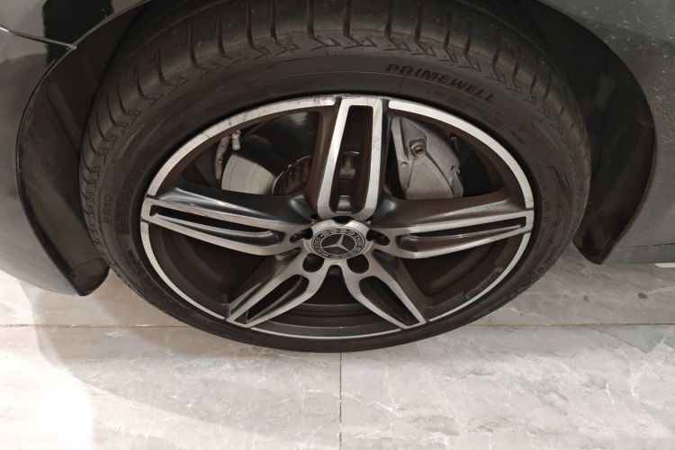 Mercedes-Benz E Class 2021 car image #9