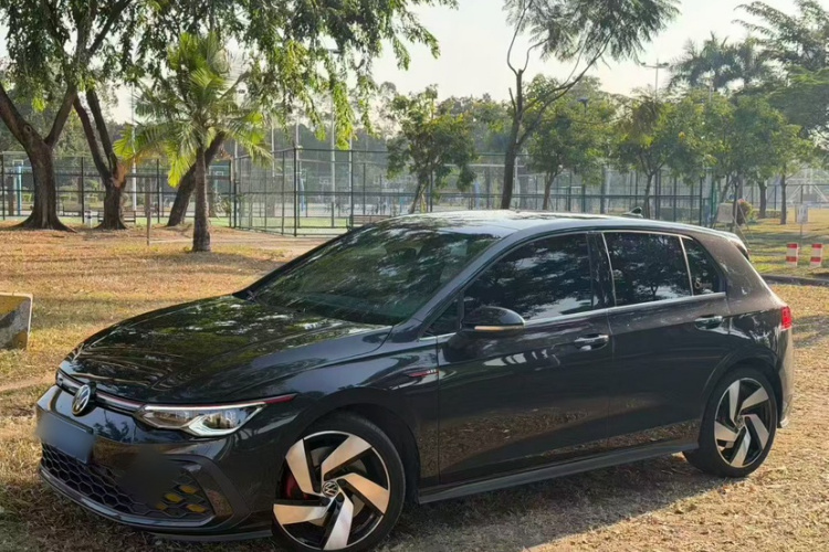 Volkswagen GolfGTI 2023 car image #9