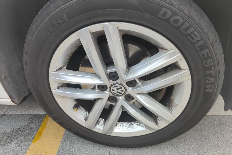 Volkswagen Gran Lavida 2018 immagine di auto #9