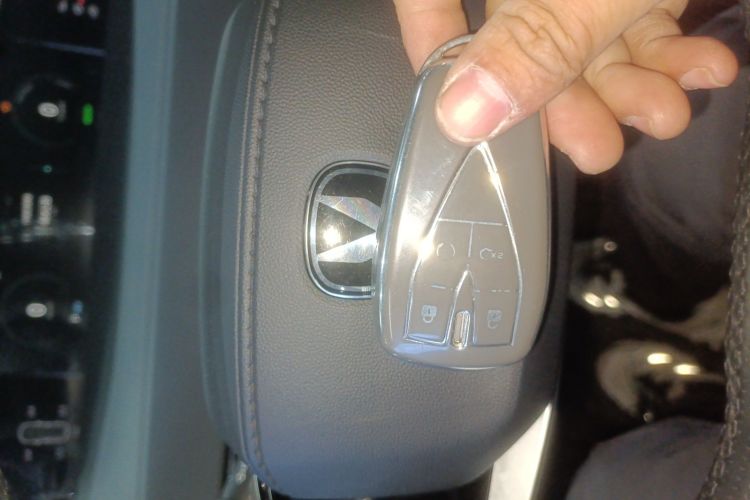 Changan 2023 car image #9