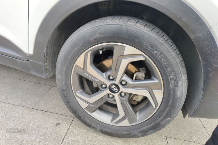Hyundai ix25 2018 #9 Hyundai ix25 2018 car image #9