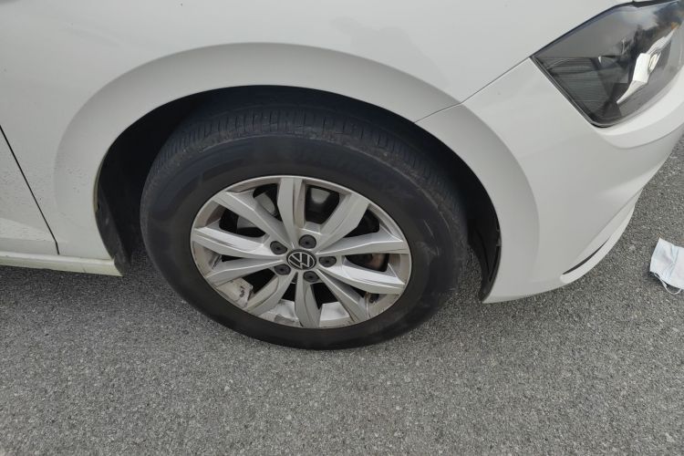 Polo 2021 car image #9