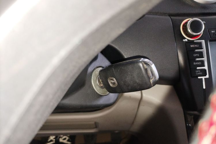 Changan Alsvin V3 2015 car image #9