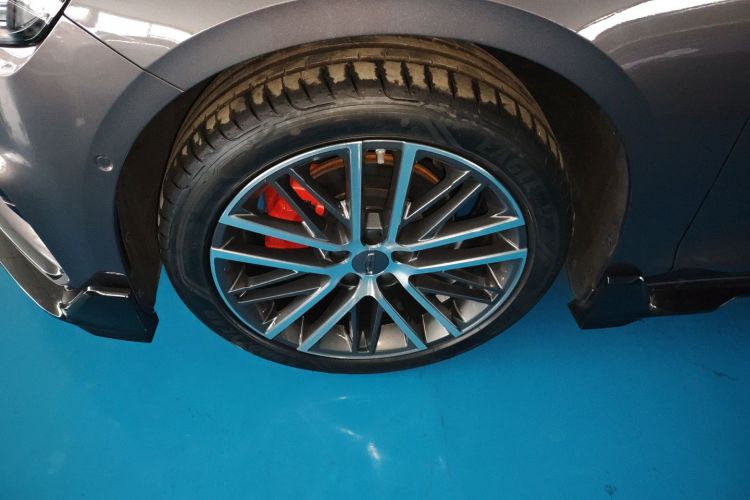 Preface 2024 immagine di auto #9