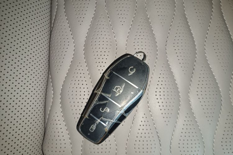 BYD Han 2025 car image #9