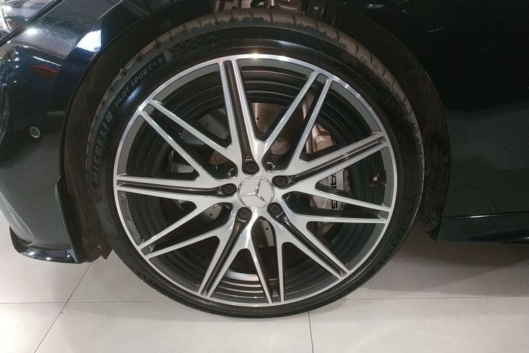 Mercedes-Benz C AMG 2024 immagine di auto #9