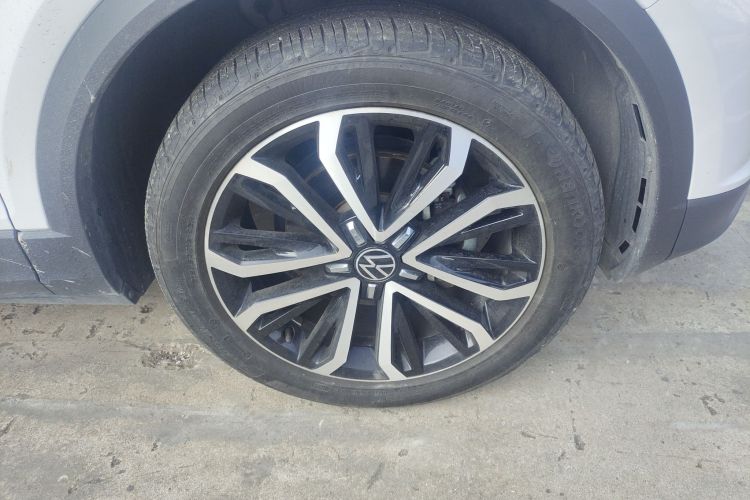 T-Roc 2021 car image #9