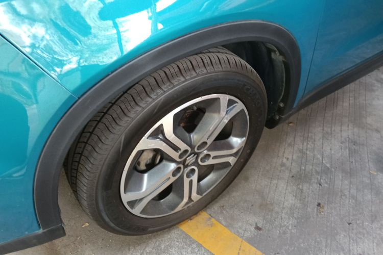 Suzuki Vitara 2016 image de voiture #9