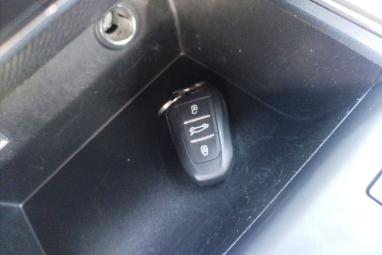 Citroen C5 AIRCROSS 2018 car image #9