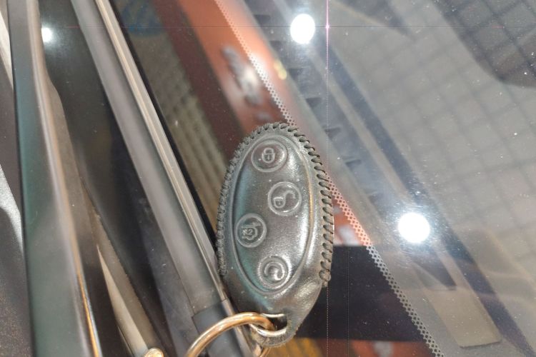 BYD Song New Energy 2019 #9 BYD Song New Energy 2019 car image #9