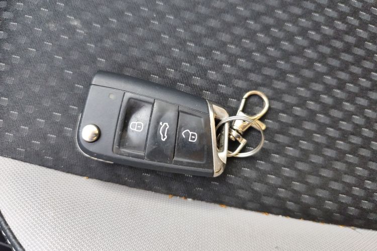 Tacqua 2023 imagen de coche #9