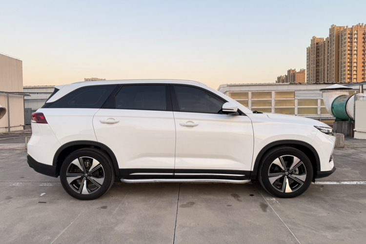 Changan X7 PLUS 2024 изображение автомобиля #9