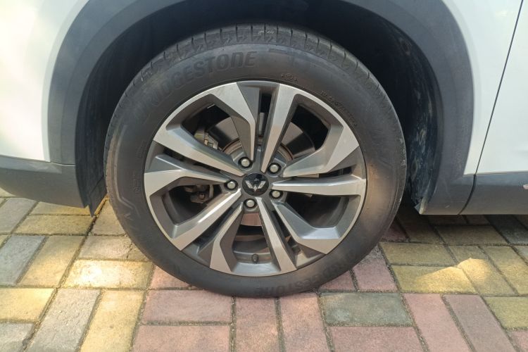 Wuling Asta 2021 #9 Wuling Asta 2021 изображение автомобиля #9