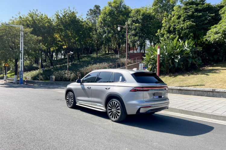 GEELY 2023 car image #9