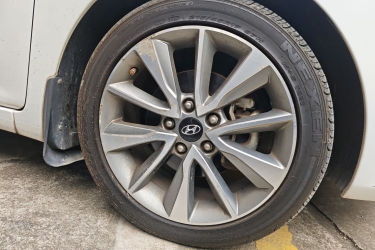 Hyundai Elantra MD 2015 #9 Hyundai Elantra MD 2015 car image #9