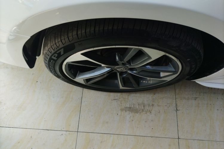 Audi A4L 2019 #9 Audi A4L 2019 car image #9