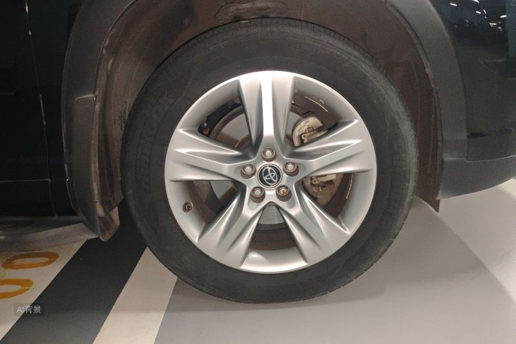 Toyota Highlander 2018 car image #9